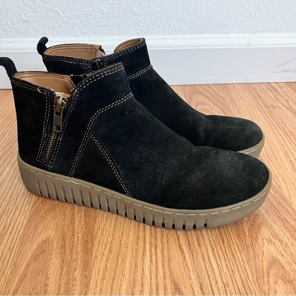 Comfortiva Hartwick Black Leather Suede High Top Size 7 - Picture 1 of 9